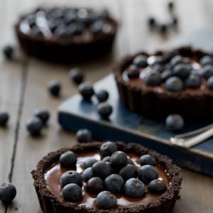 No-Bake Blueberry Truffle Tartlets