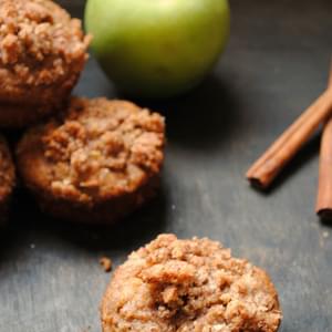 Paleo Apple Cinnamon Streusel Muffins