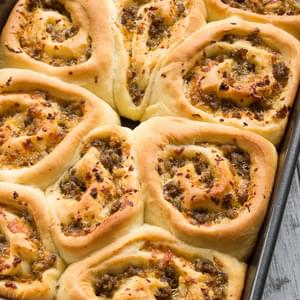 Sausage and Cheese Breakfast Rolls