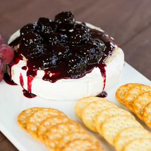 Baked Brie with Blackberry Compote