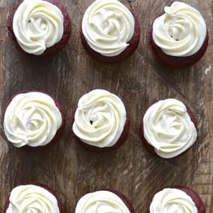 Red Velvet Cupcakes with Vanilla Bean Cream Cheese Icing