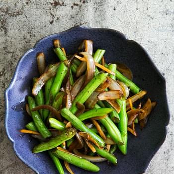 Stir Fried Green Beans with Ginger and Onions