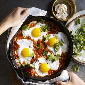 Eggs Baked in Tomato-Paprika Sauce