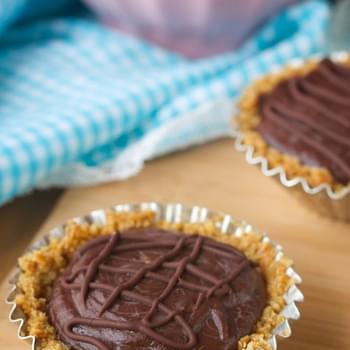Chocolate Peanut Butter Pretzel Tartlets ~ Vegan & Gluten Free