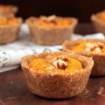 Pumpkin Tarts with Chai Hazelnut Crust (vegan)