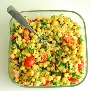Quinoa & Chickpea Tabbouleh Salad