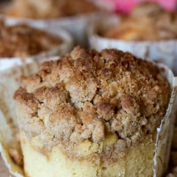 New York-Style Coffee Cake Crumb Muffins