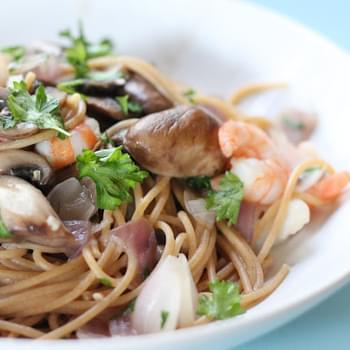 Linguine with Shrimp, and Baby Portabellos in Wine Sauce