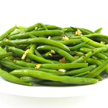 Skinny Garlic Green Beans