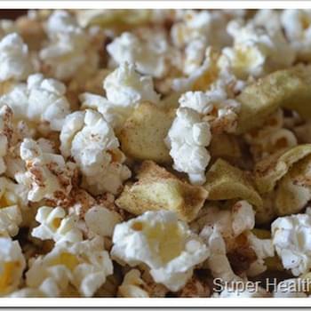 Apple Pie Popcorn Snack Mix
