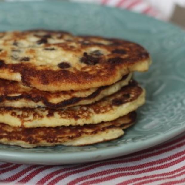 3 Ingredient Simple Protein Pancakes