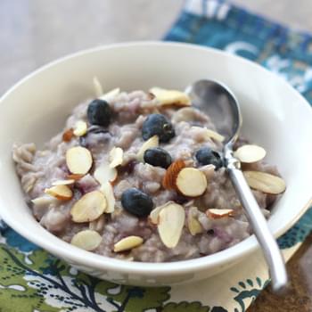Blueberries and Cream Almond Oatmeal