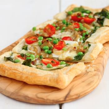 Brie and caramelized Shallots Puff Pastry Brie Tart