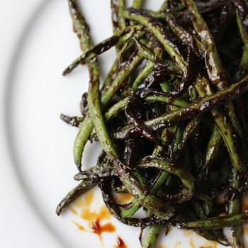 Sticky Spicy Green Beans