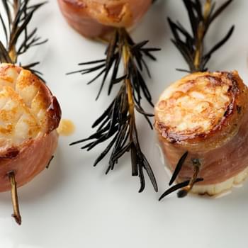Grilled Rosemary Scallops