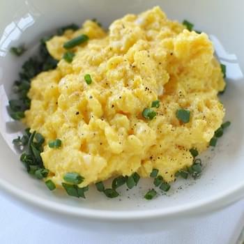 How To Make Creamy Scrambled Eggs