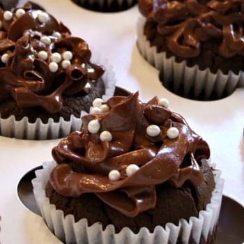 Sugar- Free Chocolate Cupcakes