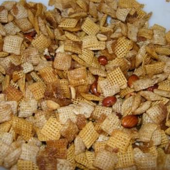 Microwave Chex Mix