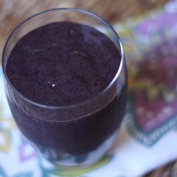Blueberry Carrot Top Smoothie
