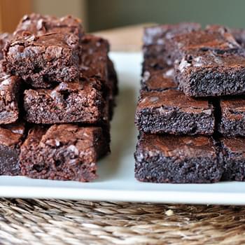 The Best Fudgy Brownies {Think: Homemade Brownies Like The Boxed Mix!}