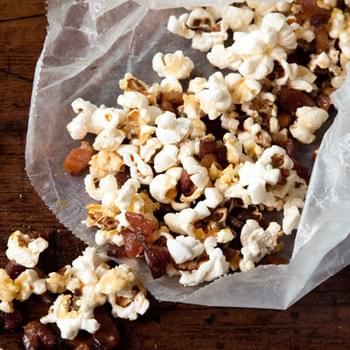 Popcorn with Bacon Fat, Bacon, and Maple Syrup