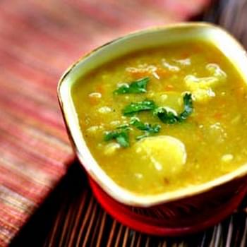 Curried Potato and Vegetable Soup