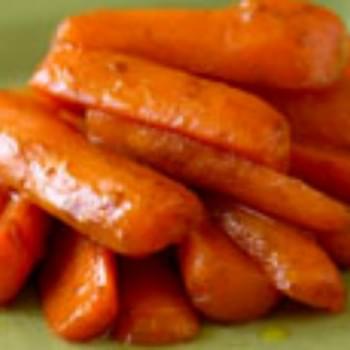 Cinnamon-Glazed Baby Carrots