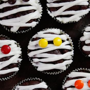 Low Fat Chocolate Mummy Cupcakes