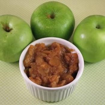 Chunky Cinnamon Applesauce Made In The Slow Cooker