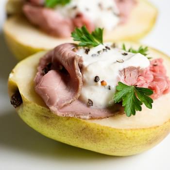 Pears with Roast Beef and Horseradish Cream