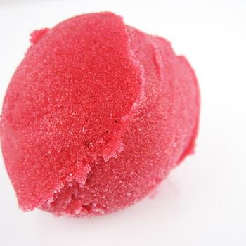 Cranberry and Vanilla Bean Sorbet (adapted from Bon Appétit, November 2009)