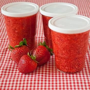 Strawberry Jam In A Jiffy
