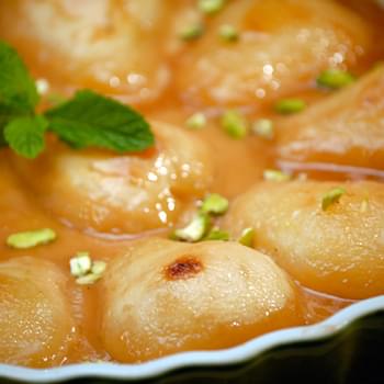 Braised Pears in a Caramel Sauce