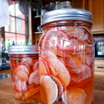 Quick Pickled Sweet ‘n Spicy Radishes