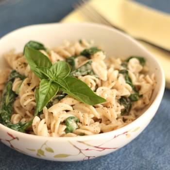 Creamy Parmesan Pasta with Basil and Spinach