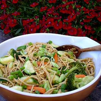 Pasta and Vegetables with Peanut Sauce