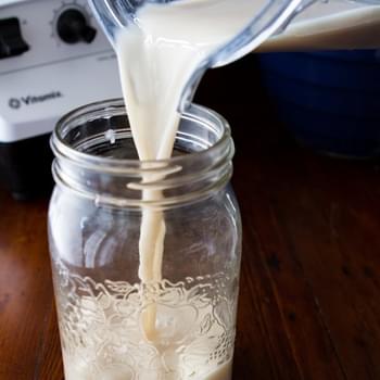 Homemade Oat Milk – Easy, Fast, Cheap
