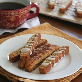 Cinnamon Roll Biscotti – Low Carb and Gluten-Free