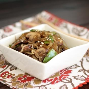 Glass Noodles with Mushrooms, Snow Peas and Sprouts
