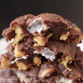 Chocolate, Peanut Butter and Marshmallow Pudding Cookies