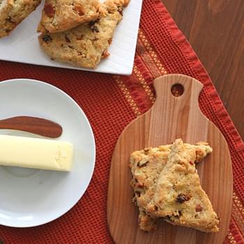Bacon, Sundried Tomato And Cheddar Scones – Low Carb and Gluten-Free