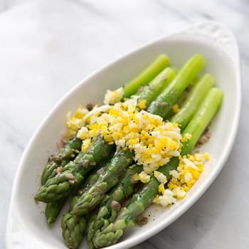 Boiled Asparagus with Sieved Eggs and Caper Vinaigrette
