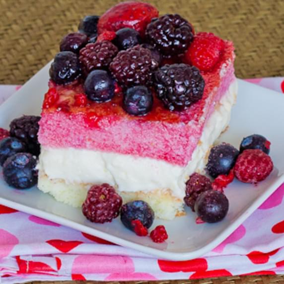 Berry Cheese Cake Squares