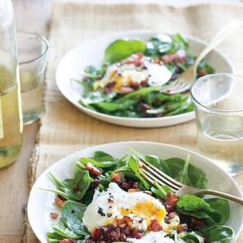 Spinach Salad with Poached Eggs and Pancetta