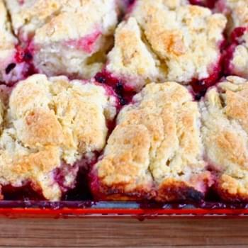Gingered Peach and Blackberry Cobbler
