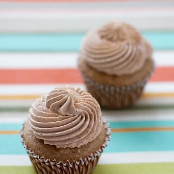 Cinnamon Chocolate Churro Cupcakes