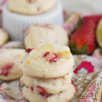 Strawberry-Lemonade Cheesecake Cookies