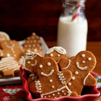Classic Gingerbread Men – Low Carb and Gluten-Free