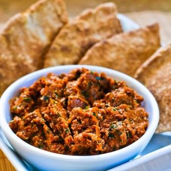 Sun-Dried Tomato Tapenade with Garlic and Herbs