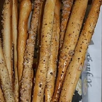 On the fifth day of Christmas The Pink Whisk sent to me….Party Breadsticks